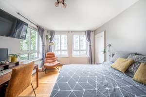 Living the Boxi Life - Sonnendurchfluteter Rückzugsort direkt am legendären Boxhagener Platz! – Die vollständige Adresse der Immobilie erhältst du vom Anbieter., 10247 Friedrichshain, Berlin – Vorschaubild 11