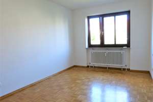Ruhige 2-Zimmer-Wohnung mit Westbalkon in München-Berg am Laim – Hansjakobstraße 103a, 81825 Josephsburg, München – Vorschaubild 6
