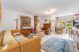 Wunderschöne 2,5-Zimmer Maisonettewohnung mit Privat-Garten & Terrasse in TOP-Lage von Herrsching – Die vollständige Adresse der Immobilie erhältst du vom Anbieter., 82211 Herrsching am Ammersee – Vorschaubild 3