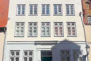 Altstadtjuwel mit Geschichte – Denkmalgeschütztes Stadthaus in Bestlage von Lübeck