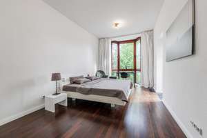 Wohnen mit Blick ins Grüne: Hochwertige 2-Zimmer-Wohnung in Bestlage von Pempelfort – Die vollständige Adresse der Immobilie erhältst du vom Anbieter., 40477 Stadtmitte, Düsseldorf – Vorschaubild 3