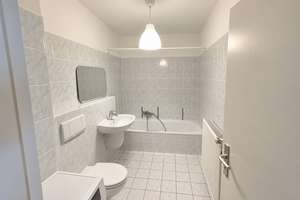 Stilvolle 2-Zimmer-Wohnung mit Einbauküche, Aufzug und Tiefgaragenstellplatz in zentraler Lage na... – 4105 Zentrum-Nord, Leipzig – Vorschaubild 6