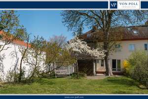 Wohnen am Schloßpark: Charmantes Reihenmittelhaus mit Garten und großem Potential – Die vollständige Adresse der Immobilie erhältst du vom Anbieter., 13187 Pankow (Ortsteil), Berlin – Vorschaubild 1