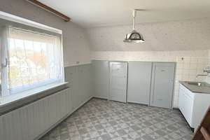 Gepflegtes Ein- bis Zweifamilienhaus mit Gartenhaus und Garage – perfekt für Familien – Die vollständige Adresse der Immobilie erhältst du vom Anbieter., 72510 Stetten am kalten Markt – Vorschaubild 7