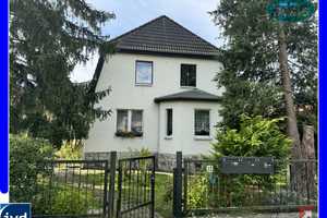 Provisionsfrei - Drei-Familienhaus mit einer freien Wohnung als solide Kapitalanlage – Märkisch-Oderland (Kreis) – Vorschaubild 1