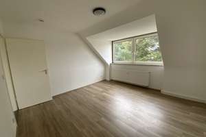 Helle und gemütliche 3 Zimmer-Dachgeschosswohnung in ruhiger Lage von Gelsenkirchen