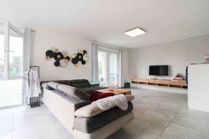 Solide Anlage: Neuwertige Erdgeschosswohnung mit Balkon und Garten – 86697 Oberhausen – Vorschaubild 2