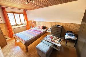 GERÄUMIGES EINFAMILIENHAUS
MIT GARTEN UND GARAGE
IN STADTNAHER LAGE – Die vollständige Adresse der Immobilie erhältst du vom Anbieter., 74523 Schwäbisch Hall – Vorschaubild 13