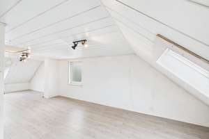 DHH, 5-6 Zimmer, Tageslicht-Bad, Terrasse, Balkon, Garten, Garage, Stellplatz, sep. Gäste WC – Die vollständige Adresse der Immobilie erhältst du vom Anbieter., 73527 Täferrot – Vorschaubild 13