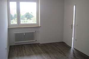 Ihre neue Wohnung! Renovierte 3-Zimmer-Wohnung mir Balkon! – Rheinbergerstr. 23, 85057 Nordwest, Ingolstadt – Vorschaubild 7