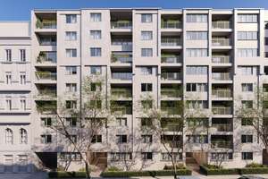Frisch sanierte Wohnung mit klarer Raumaufteilung, in Top-Lage am Ku'damm, bezugsfrei und Balkon – Johann-Sigismund-Straße 18, 10711 Halensee, Berlin – Vorschaubild 12