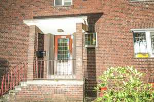EINE SCHÖNE ECKE : Freistehendes Dreifamilienhaus mit Potenzial - Duisburg Aldenrade - von Privat – Heinestraße 30, 47179 Duisburg – Vorschaubild 26