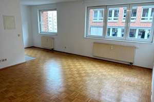 Kapitalanlage oder Eigennutzung – renoviertes Apart. in Rheinlage, Aufzug und Fitnessstudio im Haus – Böckingstr. 61, 50163 Mülheim (Ortsteil), Köln – Vorschaubild 6