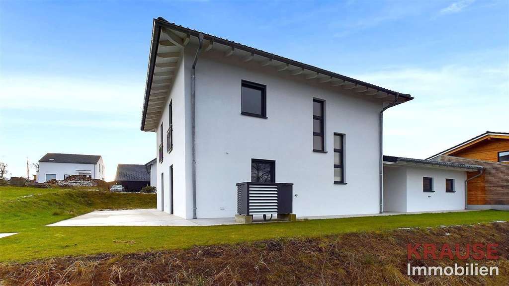 Immobilie in Hunderdorf - * Exklusiver Erstbezug – Energieeffizientes KfW-40 Einfamilienhaus * - Bild 3