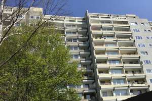 Großzügige Wohnung mit tollem Ausblick – Nobelring 44, 30627 Groß-Buchholz, Hannover – Vorschaubild 2