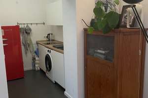 (Untermiete: Jul & Aug; möbliert) Lebendiges Wohnen in der Maxvorstadt: 1,5-Zimmer-Wohnung – Nymphenburger Straße 46, 80335 St. Benno, München – Vorschaubild 5