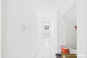 Großzügiger Winkelbungalow mit Einliegerwohnung in bester Lage – viel Privatsphäre und sofort bezugs – Regensburg – Vorschaubild 25