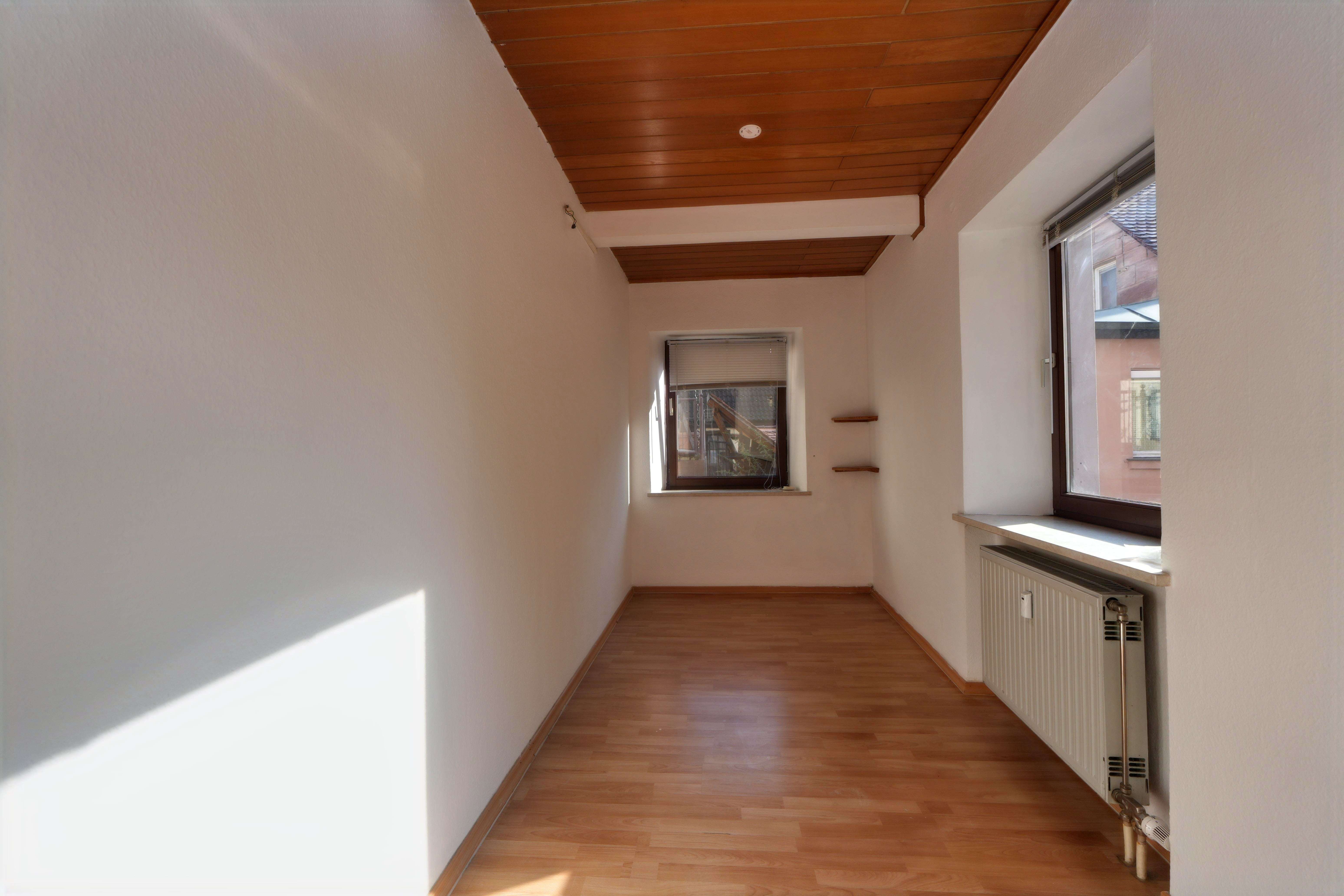 Immobilie in Schwabach - SOFORT VERFÜGBAR! Familienfreundliche 4-Zimmer-Wohnung im Herzen der Stadt - Bild 6