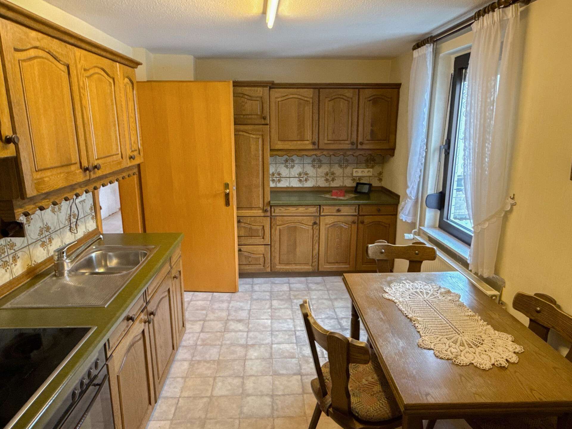 Immobilie in Gehlert - Zwei Wohnhäuser auf großem Grundstück in ruhiger Ortsrandlage! Ideal für Mehrgenerationen - Bild 22