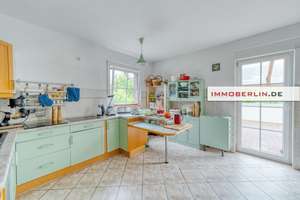 IMMOBERLIN.DE - Überzeugend gebautes Haus mit Einliegerwohnung, Garage & 4,1 Hektar Waldfläche – Die vollständige Adresse der Immobilie erhältst du vom Anbieter., 16356 Werneuchen – Vorschaubild 1