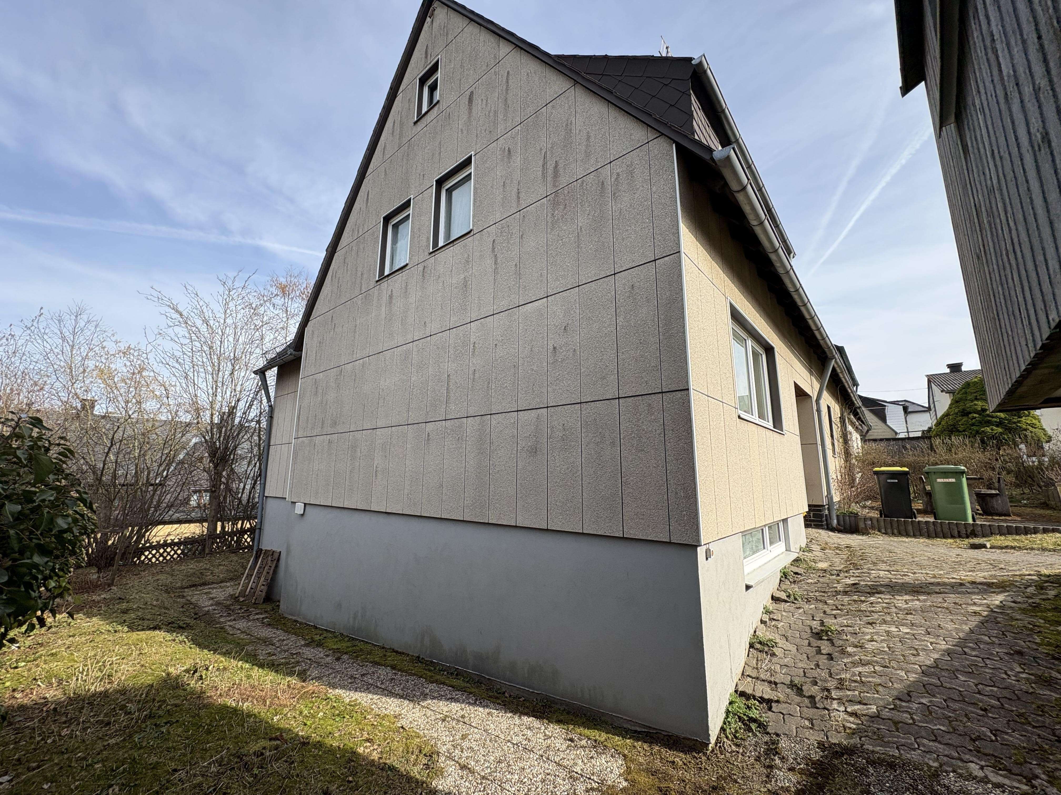 Große Doppelhaushälfte in Geroldsgrün, Hof Kreis – Bild 4