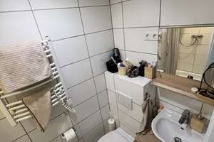 Stilvolle 2-Zimmer-Wohnung mit Altbaucharme in begehrter Oststadtlage – Die vollständige Adresse der Immobilie erhältst du vom Anbieter., 76131 Oststadt, Karlsruhe – Vorschaubild 9