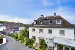 Charmantes Einfamilienhaus mit Garten in guter Lage Remscheids – Remscheid – Vorschaubild 2