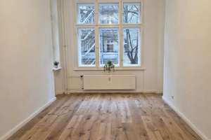 Leer & Provisionsfrei von Privat:  2-Zimmer-Altbauwohnung mit Balkon in Top Lage – Die vollständige Adresse der Immobilie erhältst du vom Anbieter., 10247 Friedrichshain, Berlin – Vorschaubild 2