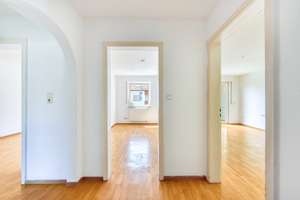 +++ Zur Eigennutzug oder als Kapitalanlage - 1.OG frei - 3-Fam-REH - modernisiert - inkl. Garage +++ – Makrelenweg 11, 70378 Mönchfeld, Stuttgart – Vorschaubild 16