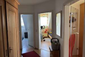 Helle 2-Zimmer-Wohnung mit Balkon und Blick in die Rheineben – Die vollständige Adresse der Immobilie erhältst du vom Anbieter., 67487 Maikammer – Vorschaubild 4