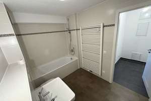 BJ - 2014 / Städtische, moderne 2-Zi-Wohnung. Ab sofort frei! – Hansastr. 6, 80686 Land in Sonne, München – Vorschaubild 8