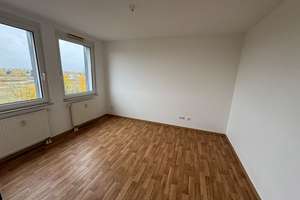 Balkonblick & Garten-Nähe: 2-Zimmer-Wohnung im 3. Stock in Hannover – Kattenbrookstrift 22, 30539 Bemerode, Hannover – Vorschaubild 4