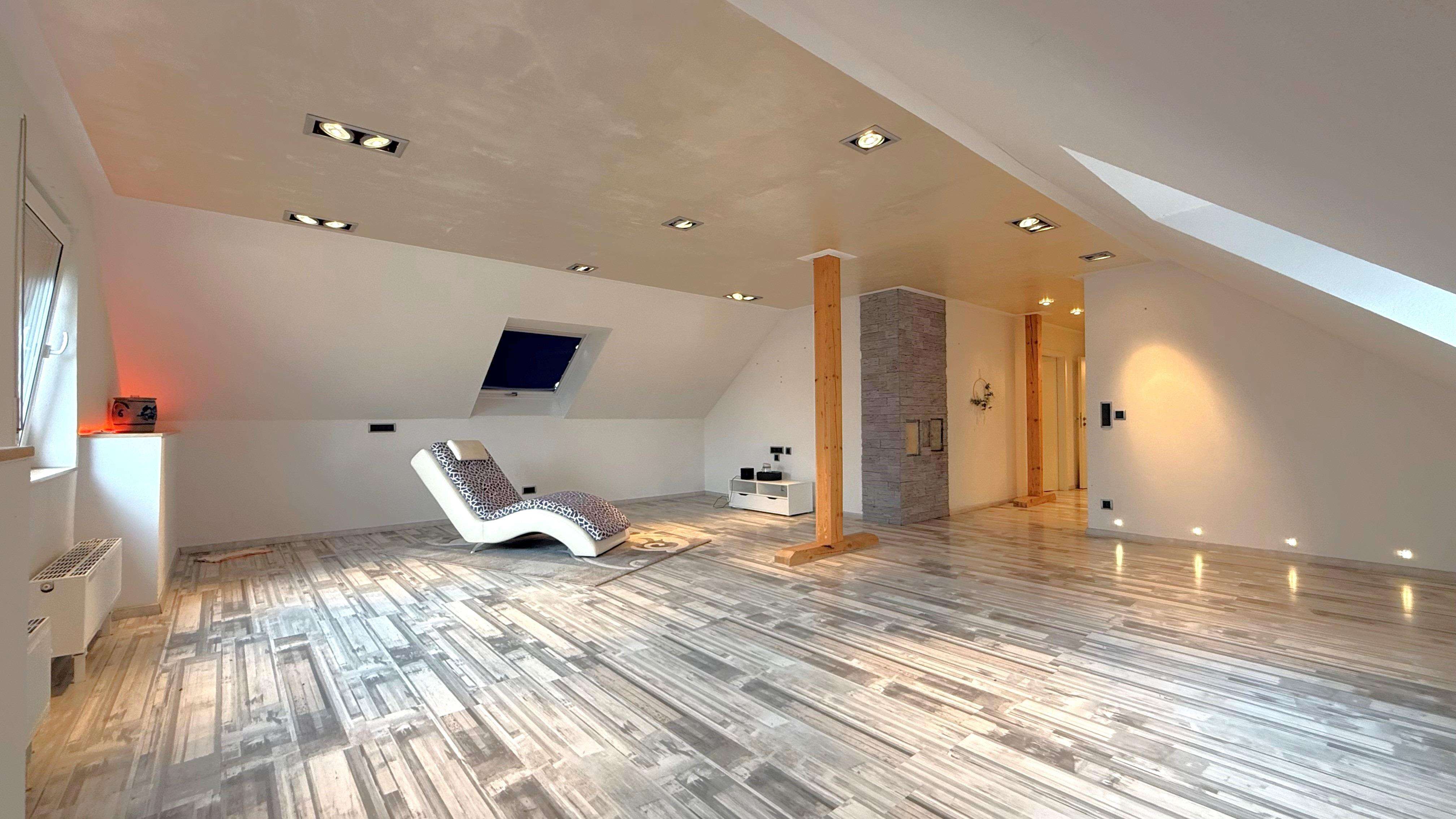 Immobilie in Neuhausen ob Eck - Familienhaus mit XXL Werkstatt - Bild 4