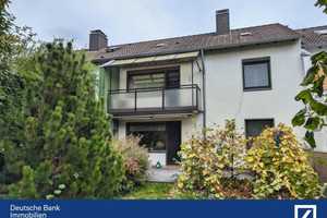 Endlich im eigenen Haus! Reihenhaus mit vielen Zimmern, Garage, Garten, Stellplatz...  – Köln – Vorschaubild 1