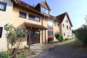 Großzügig wohnen. Naturnah leben. 3,5-Zimmer mit Kaminofen & Balkon & Erholungswiese & Garage – Charlottenstraße 22, 74629 Pfedelbach – Vorschaubild 10