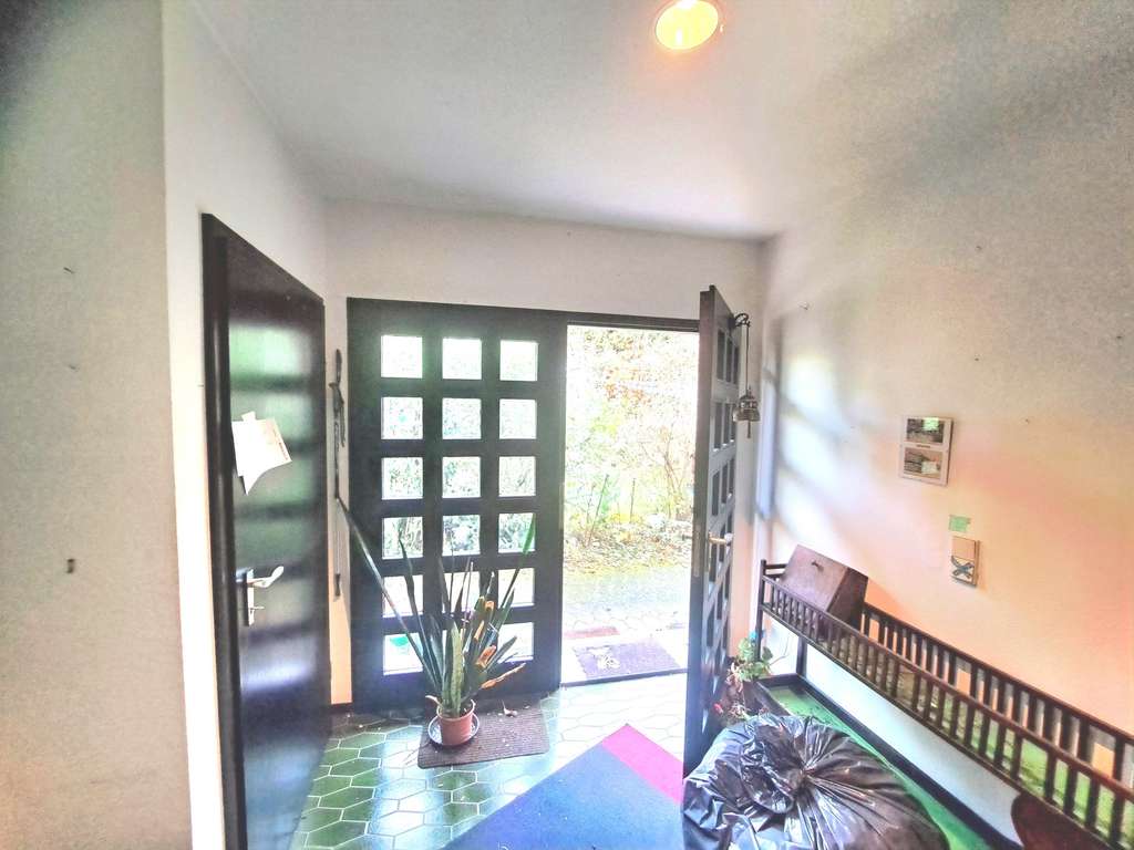 Immobilie in Arzbach - EFH freistehend, mit ELW, Blicklage + Garage + Garten - Bild 4