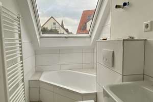 Wunderschöne , neuwertige 2-Zimmer-Wohnung mit gehobener Innenausstattung zur Miete in Solingen – Börsenstr. 150, 42657 Burg/Höhscheid, Solingen – Vorschaubild 2