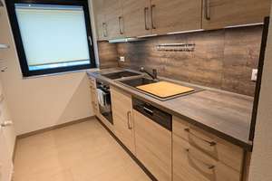 3-Zimmer-Wohnung mit Balkon im Herzen von Siegen-Weidenau – Die vollständige Adresse der Immobilie erhältst du vom Anbieter., 57076 Weidenau, Siegen – Vorschaubild 2