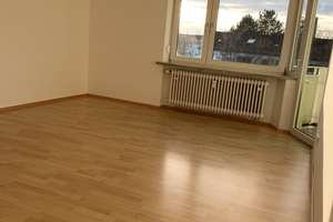 Helle 3-Zi.-Wohnung mit Südbalkon – Max-Schott-Straße 11, 85057 Nordwest, Ingolstadt – Vorschaubild 2