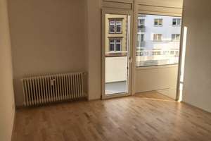 Helle Einzimmerwohnung im Nordend mit großem Balkon