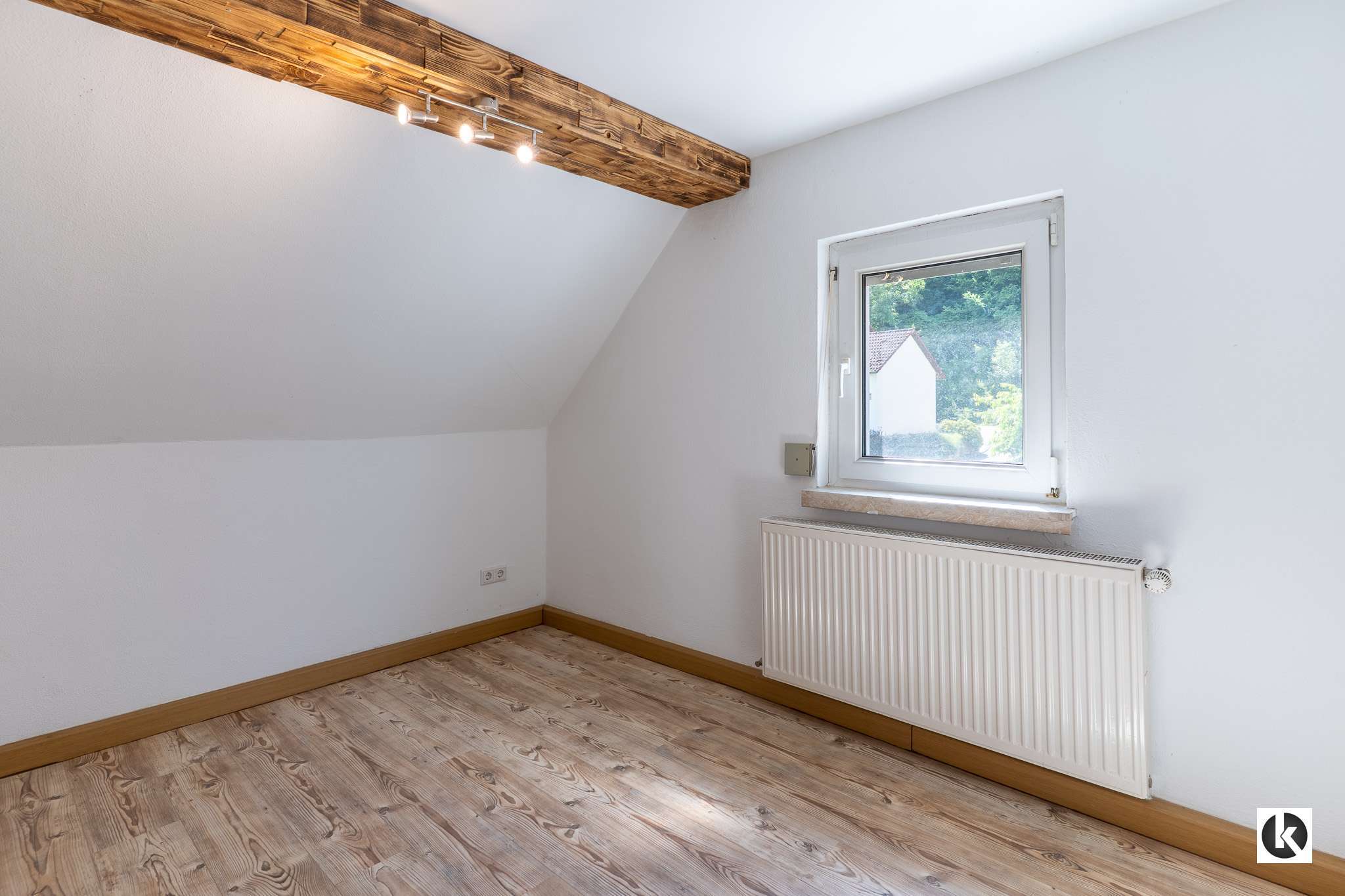 Immobilie in Wellheim - Familienparadies trifft Naturpanorama - großzügiges EFH mit zwei Grundstücken - Bild 16