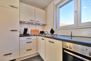 MÖBLIERT - ZENTRUMSNAH und RUHIG in SINDELFINGEN - Helle Wohnung mit Balkon und 2 Schlafzimmern – Die vollständige Adresse der Immobilie erhältst du vom Anbieter., 71063 Sindelfingen – Vorschaubild 32