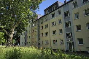 renovierte 2,5-Zi-Wohnung mit Südwest Balkon, an der Grenze zu Düsseltal; Energieeffizienzklasse C!! – Graf-Recke-Straße 147, 40237 Düsseltal, Düsseldorf – Vorschaubild 11