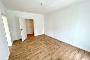 Wunderschöne 4 - Raumwohnung in Top Lage mit Einbauküche und Balkon – Die vollständige Adresse der Immobilie erhältst du vom Anbieter., 39110 Stadtfeld West, Magdeburg – Vorschaubild 2