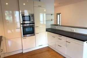* WOHNEN NAHE SCHLOßSTRAßE: REPRÄSENTATIVER NEUBAU MIT EINBAUKÜCHE, PARKETT, BALKON & 2 BÄDERN! * – 12163 Steglitz, Berlin – Vorschaubild 7