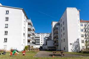 Vermietete 1-Zimmer-Wohnung mit Balkon in attraktiver Lage – Erich-Weinert-Straße 142, 10409 Prenzlauer Berg, Berlin – Vorschaubild 4