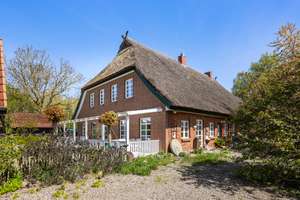 Idyllisches  Reetdach-Landhaus – Die vollständige Adresse der Immobilie erhältst du vom Anbieter., 23942 Dassow – Vorschaubild 1
