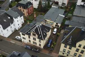 Mehrfamilienhaus mit Halle für Gewerbe oder Hobby – Vogtlandkreis – Vorschaubild 1