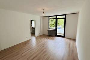 Erstbezug nach Kernsanierung | Bogenhausen am St. Emmeram | großer Balkon | Englischer Garten & Isar