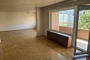 Großzügige 4-Zimmer-Etagenwohnung mit 2 sonnigen Balkonen und überdachtem Stellplatz – Die vollständige Adresse der Immobilie erhältst du vom Anbieter., 68165 Schwetzingerstadt/Oststadt, Mannheim – Vorschaubild 3